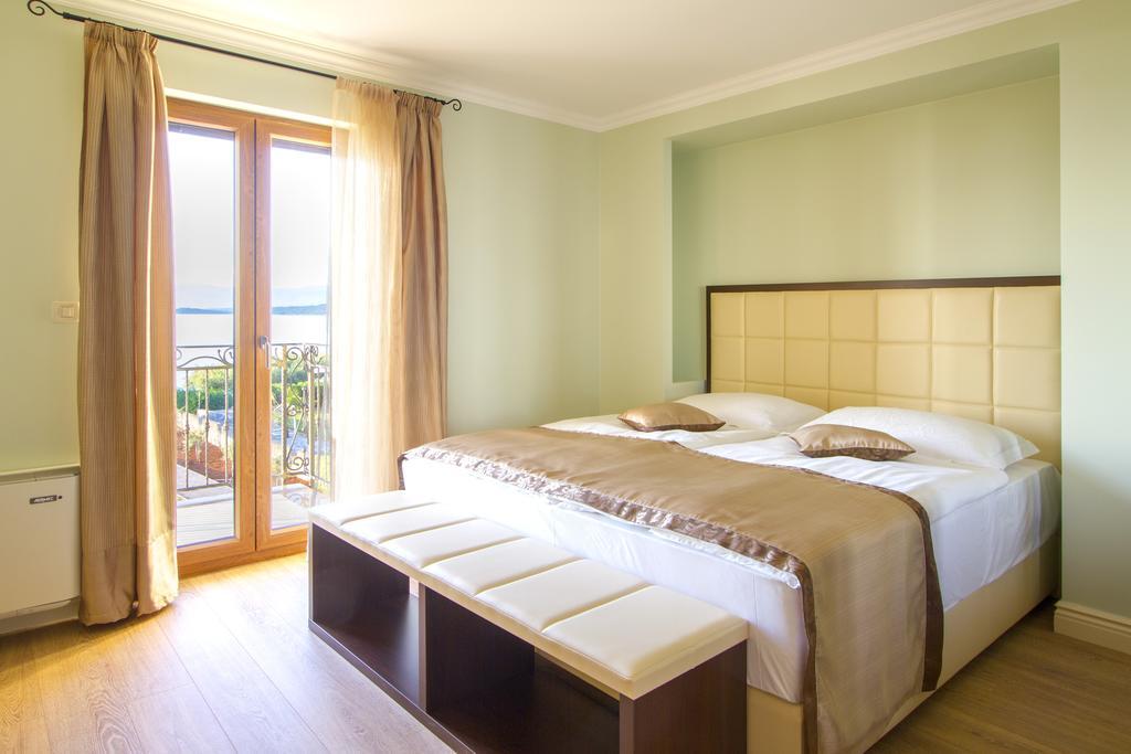 Luxury Apartments Villa Matea مالينسكا الغرفة الصورة