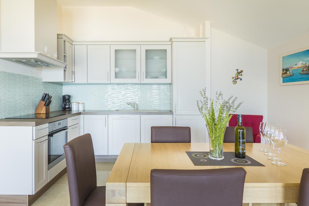 Luxury Apartments Villa Matea مالينسكا المظهر الخارجي الصورة
